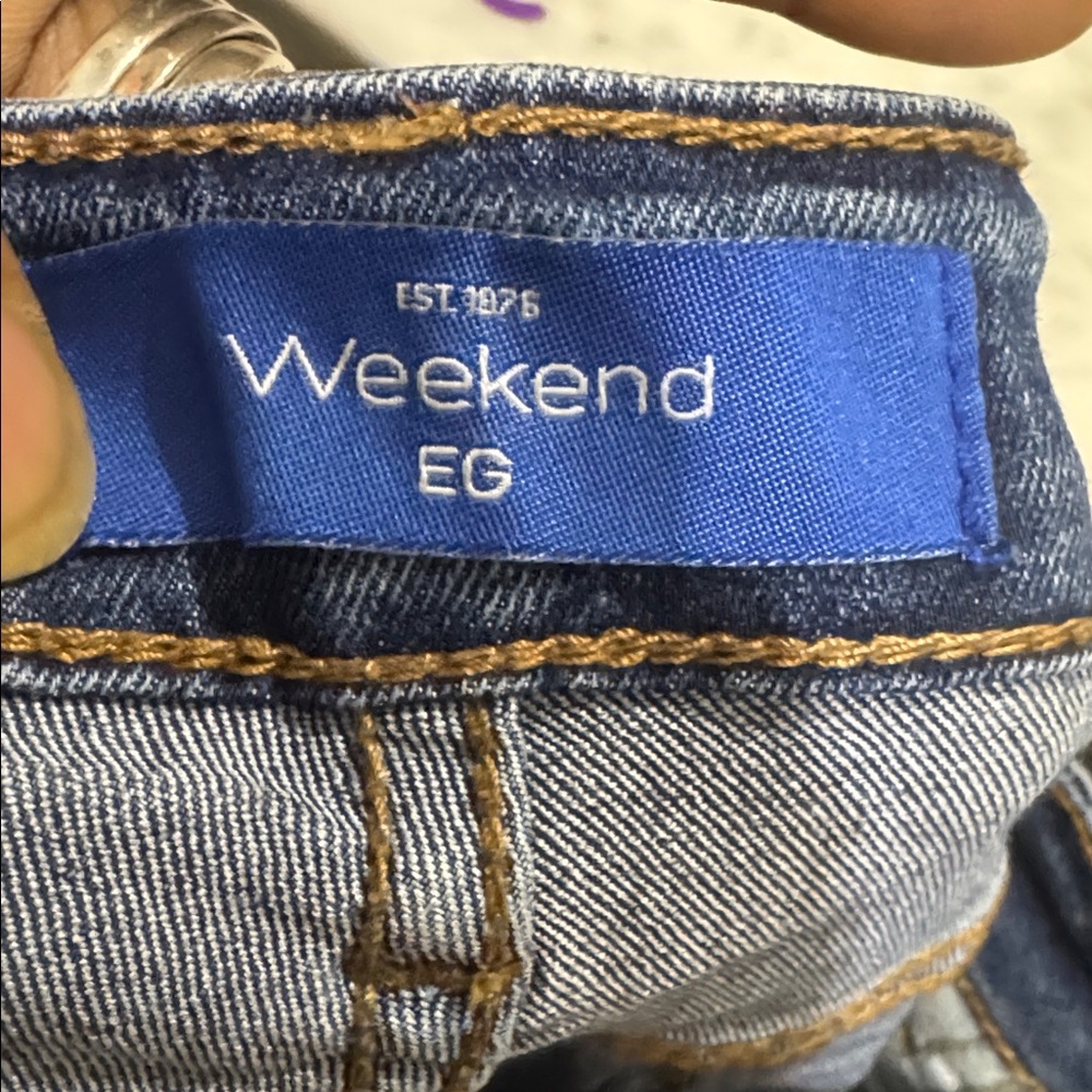 Weekend shorts - Picture 4 of 5